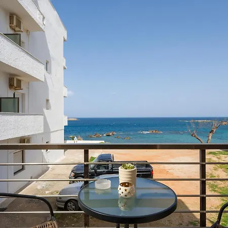 Elita Beachfront Lejlighed