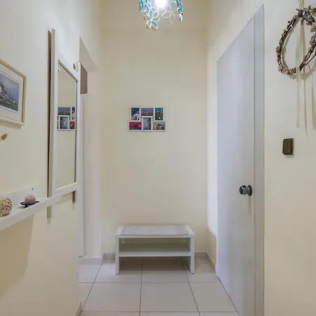Elita Beachfront Daire Hanya
